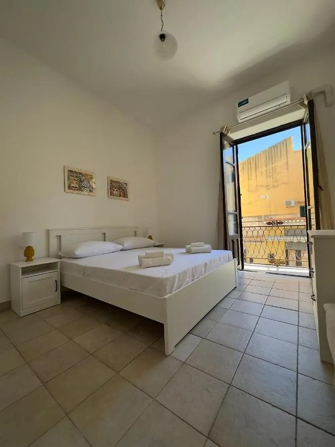 La Casa A Ballaro Apartment Palermo